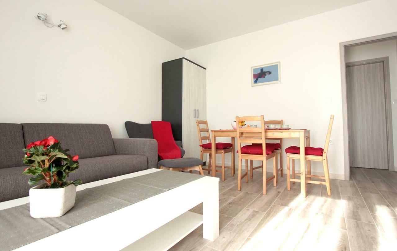Apartment Dea Stobrec Exterior photo